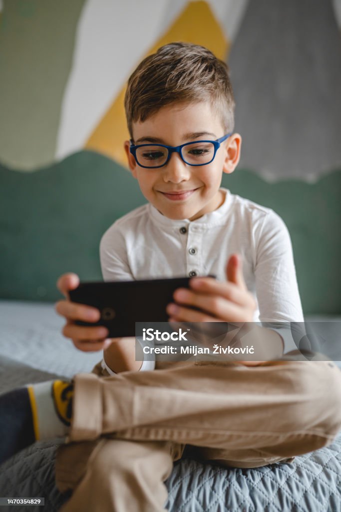 Screen Time vs Smart Time: Helping Children Use Technology Wisely